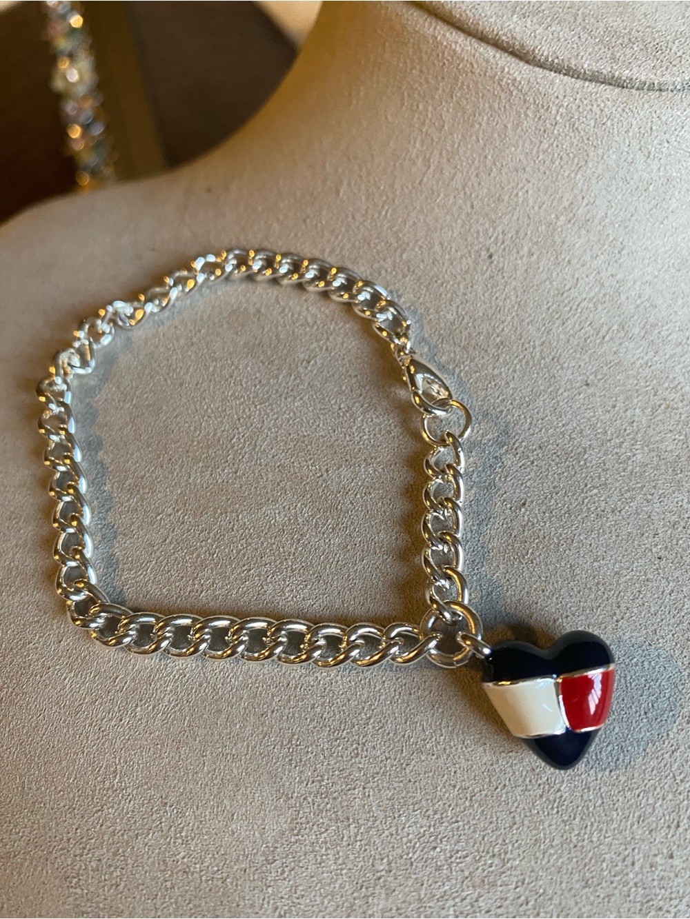 Tommy Hilfiger Silver Chain & Enamel Heart Bracelet